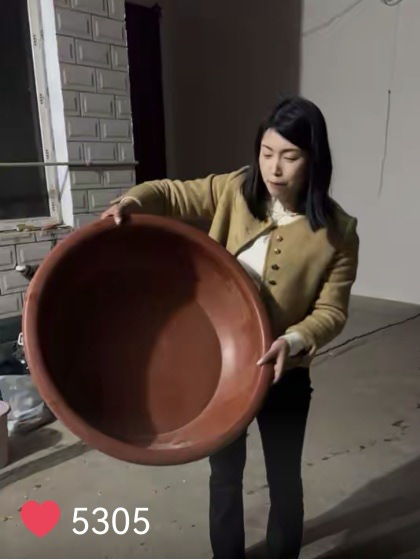 六元永安 四十年不壞的塑料盆，映照的不僅是回憶